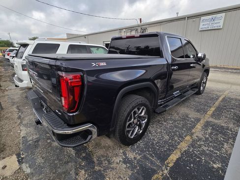 Used 2025 GMC Sierra 1500 SLT AWD/4WD image 5