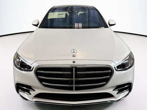 New 2026 Mercedes-Benz S 580 4MATIC Sedan image 2