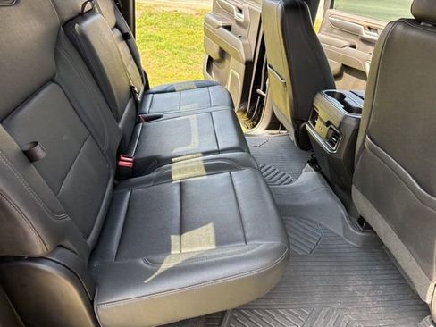 Used 2023 Chevrolet Silverado 1500 LT w/ Z71 Off-Road Package image 28