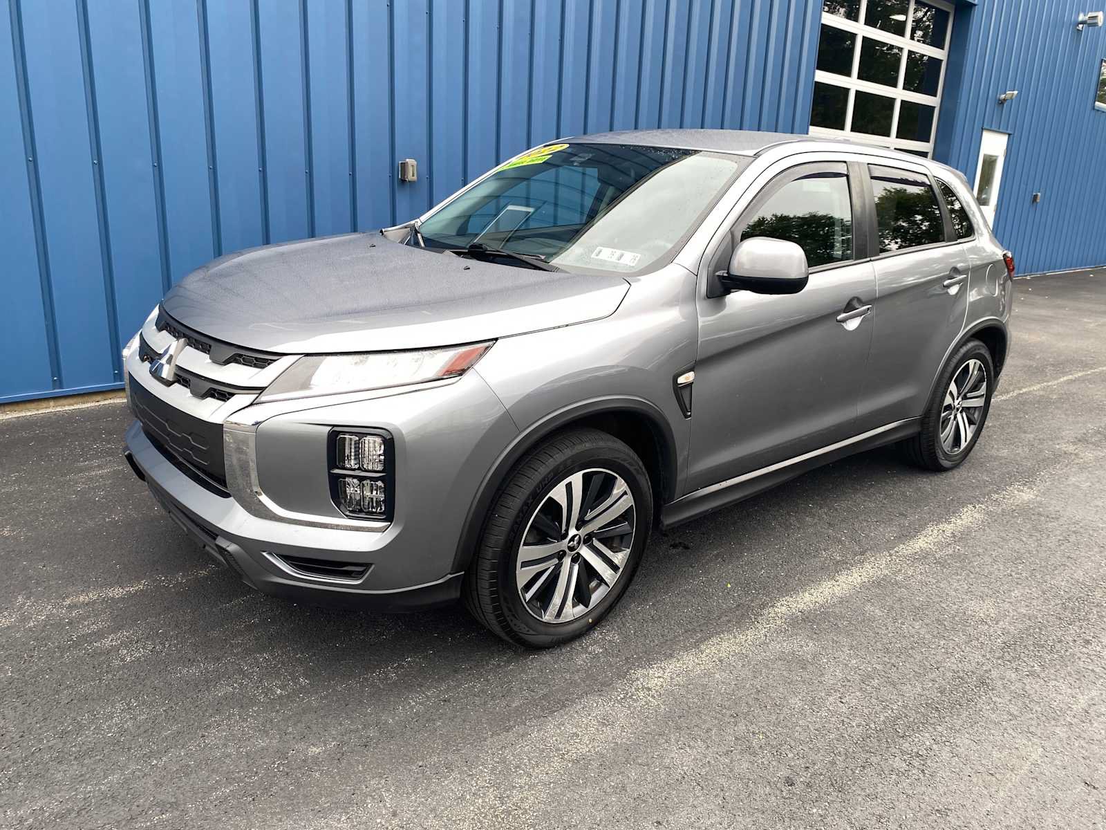 Used 2022 Mitsubishi Outlander Sport ES AWD/4WD image 2