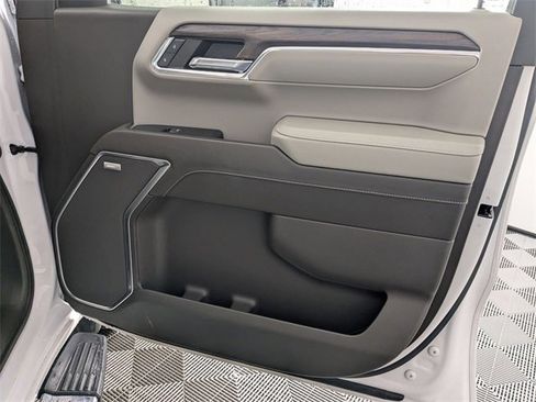 Used 2023 GMC Sierra 1500 SLT w/ SLT Premium Package image 33