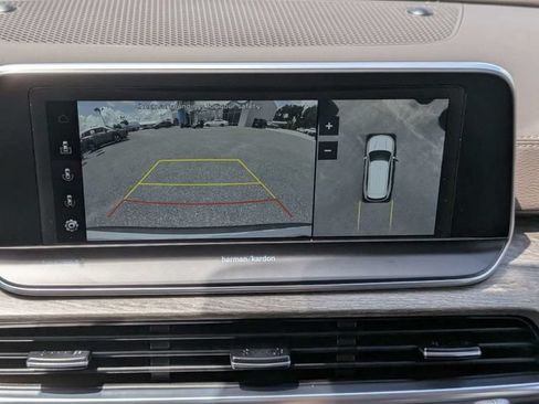 Used 2022 Kia Telluride SX w/ Towing Package FWD image 32