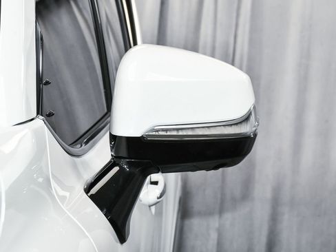 Used 2024 Lexus LX 600 F Sport image 82