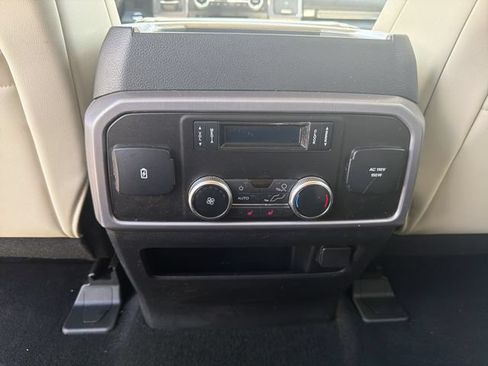Used 2018 Ford Expedition Platinum AWD/4WD image 15