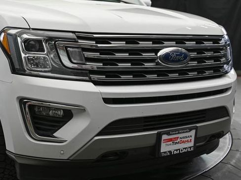 Used 2021 Ford Expedition Limited AWD/4WD image 4