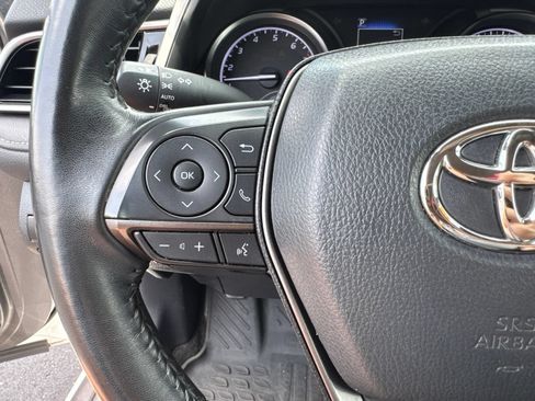 Used 2024 Toyota Camry SE FWD image 19