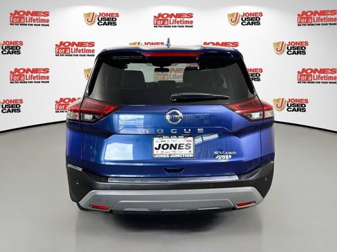 Certified 2021 Nissan Rogue SV AWD/4WD image 14
