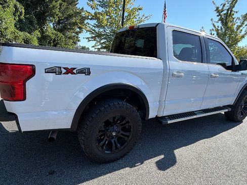 Used 2020 Ford F150 Lariat w/ Lariat Bed Utility Package AWD/4WD image 8