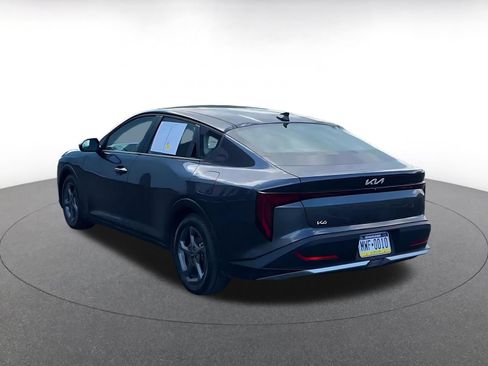 Used 2025 Kia K4 FWD image 11