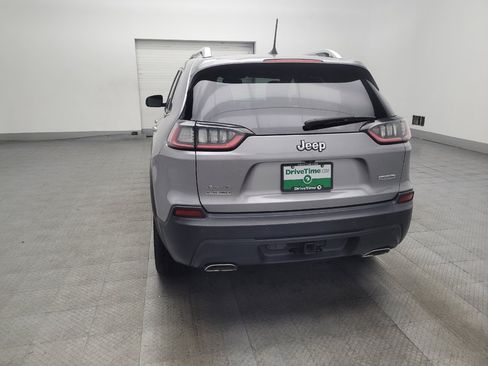 Used 2019 Jeep Cherokee Latitude Plus w/ Trailer Tow Group AWD/4WD image 6