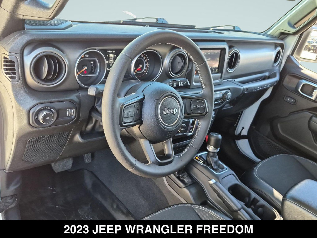 Used 2023 Jeep Wrangler Sport AWD/4WD image 13