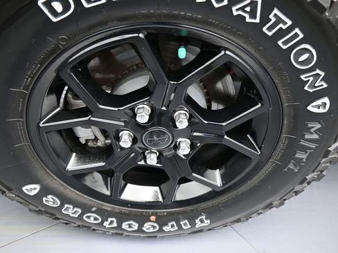 Used 2024 Jeep Gladiator Sport image 44