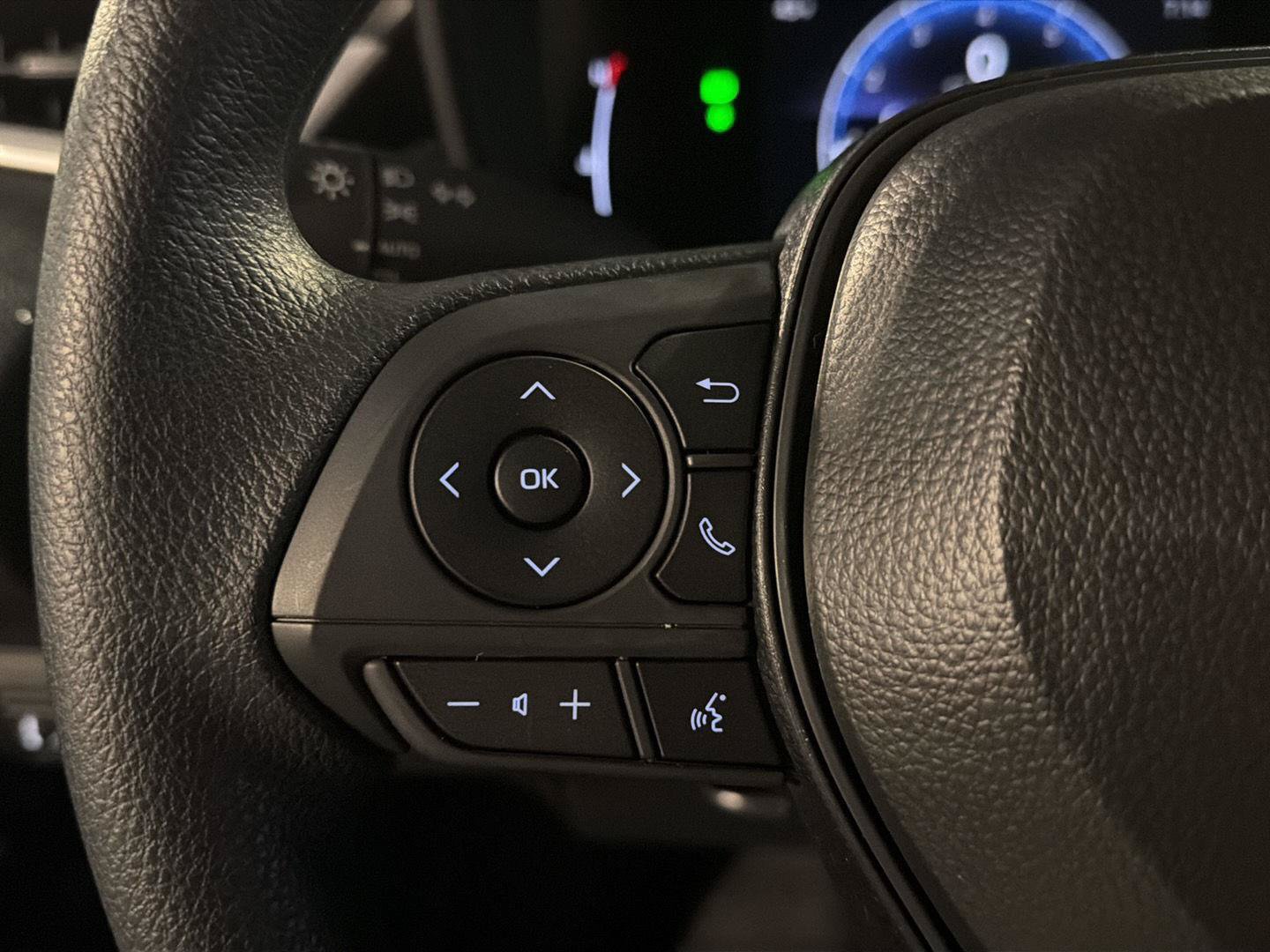 New 2027 Toyota Corolla LE FWD image 20