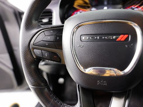 Used 2017 Dodge Charger SE w/ Power Sunroof Group image 25