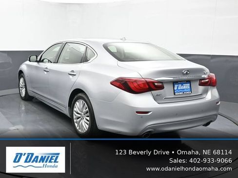 Used 2015 INFINITI Q70 L 3.7 w/ Deluxe Touring Package AWD/4WD image 4