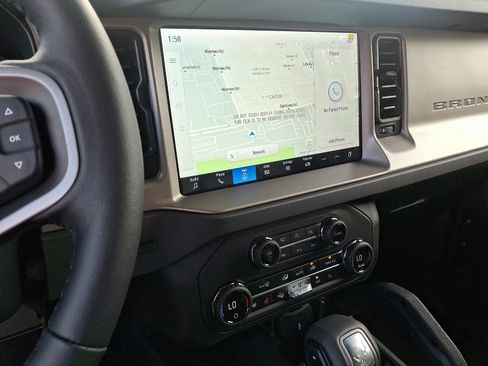 New 2025 Ford Bronco Outer Banks w/ Sasquatch Package image 23