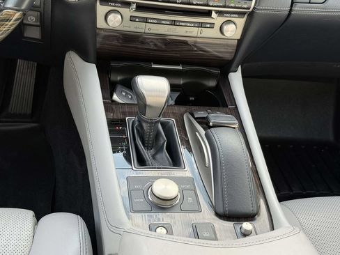 Used 2017 Lexus LS 460 AWD w/ Comfort Package image 19