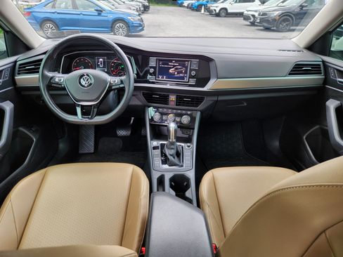 Used 2019 Volkswagen Jetta SE FWD image 8