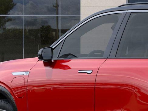 New 2026 Cadillac Vistiq Luxury image 12