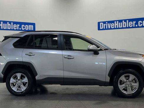 Used 2025 Toyota RAV4 XLE w/ Convenience Package AWD/4WD image 9