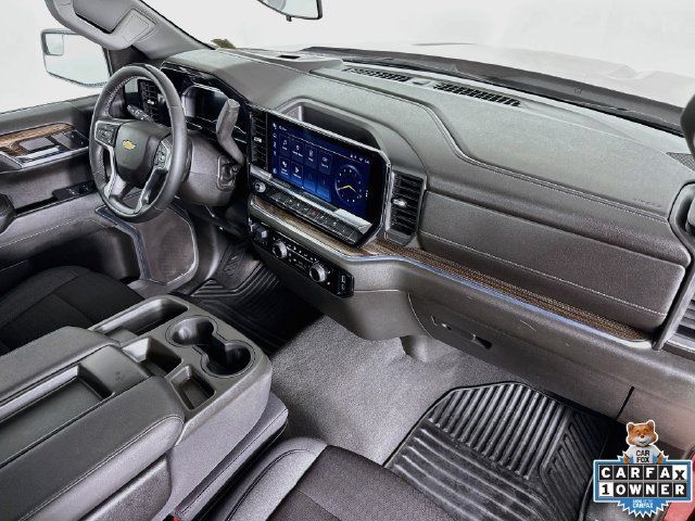 Used 2024 Chevrolet Silverado 1500 LT w/ Z71 Off-Road Package AWD/4WD image 30