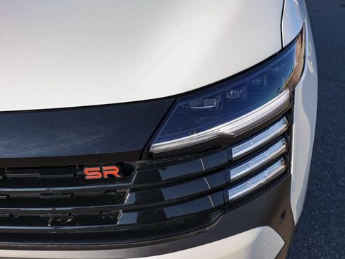 New 2026 Nissan Kicks SR image 10