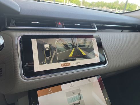 Used 2021 Land Rover Range Rover Velar S image 24