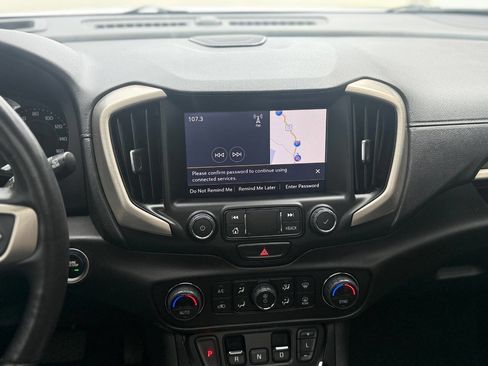 Used 2019 GMC Terrain Denali w/ Advanced Safety Package AWD/4WD image 13