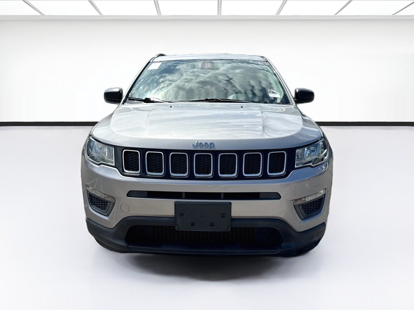 Used 2020 Jeep Compass Sport FWD image 2
