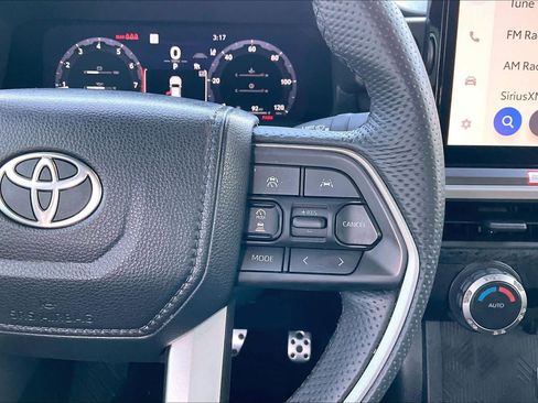 Used 2025 Toyota Tacoma TRD Sport image 23