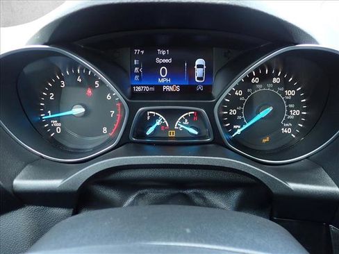 Used 2019 Ford Escape Titanium AWD/4WD image 25