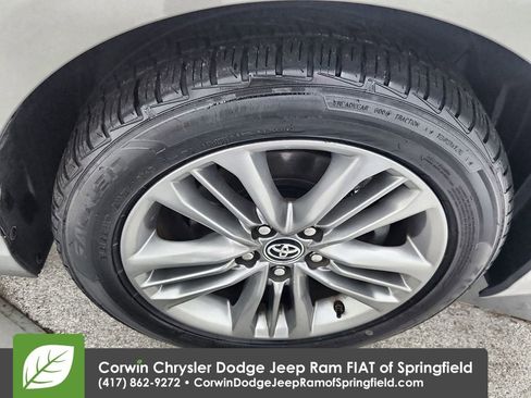 Used 2016 Toyota Camry SE image 33