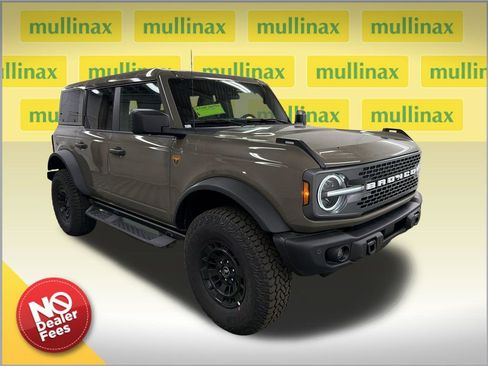 New 2026 Ford Bronco Badlands image 1