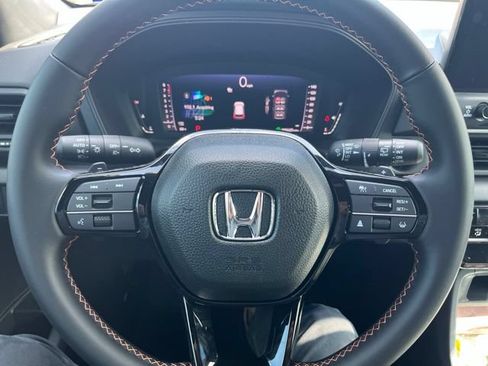 Used 2026 Honda Pilot Sport image 15