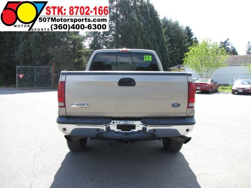 Used 2005 Ford F250 Lariat image 6