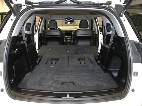 Certified 2022 Jeep Grand Cherokee L Limited AWD/4WD image 43