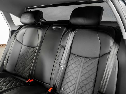 Used 2022 Audi S8 4.0T w/ S8 Executive Package image 27