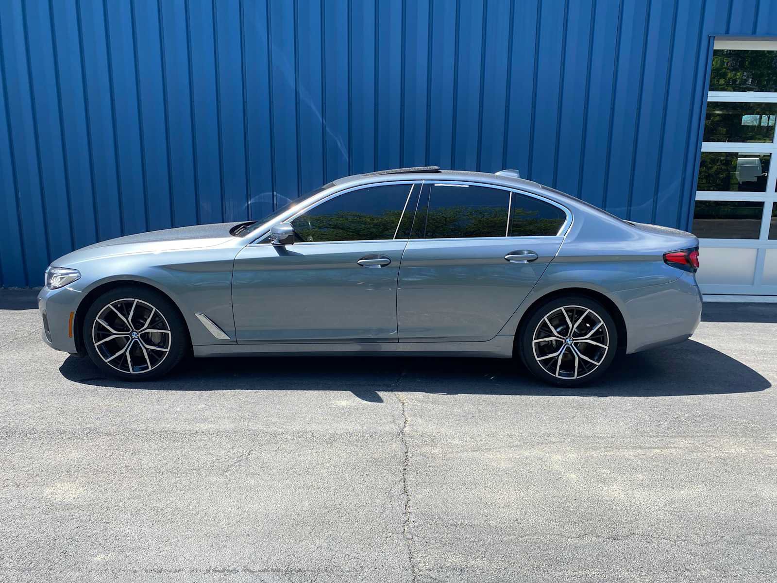 Used 2022 BMW 530i xDrive w/ Premium Package AWD/4WD image 14