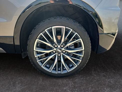 Used 2024 Cadillac XT4 Sport AWD/4WD image 29