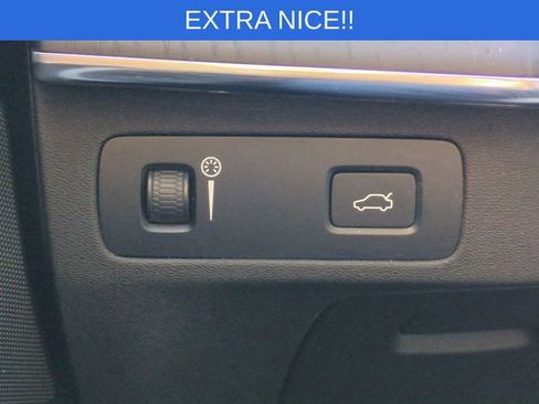 Used 2021 Volvo XC90 T6 Inscription image 21