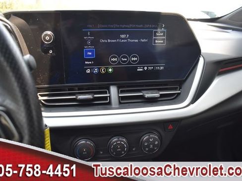 Used 2024 Chevrolet Trax RS w/ Driver Confidence Package FWD image 30