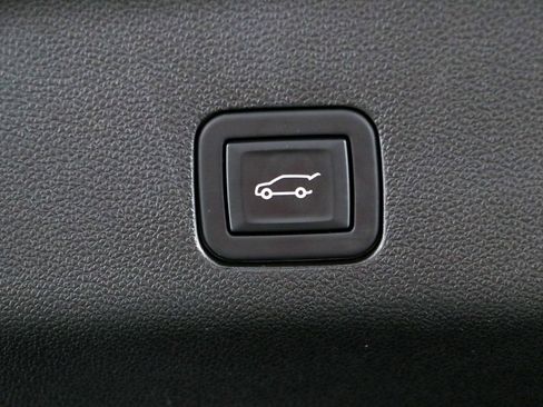 Used 2024 Cadillac Escalade Sport w/ LPO, ONYX Package AWD/4WD image 37