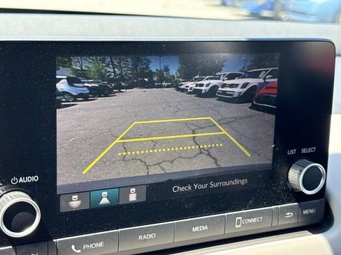 Used 2023 Honda HR-V LX image 20