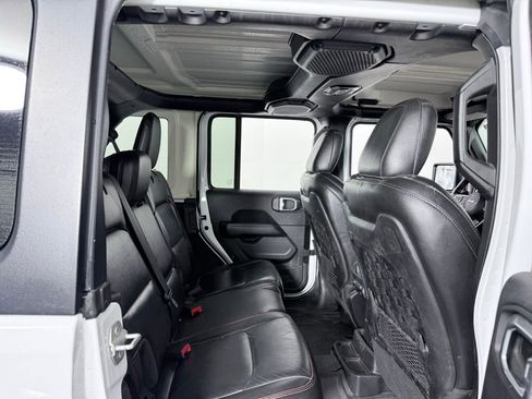 Used 2022 Jeep Wrangler Unlimited Rubicon w/ Steel Bumper Group image 23