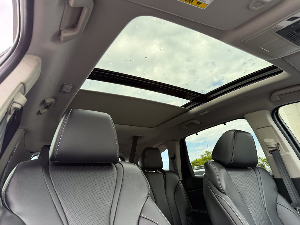Used 2024 Acura MDX w/ Technology Package FWD image 17