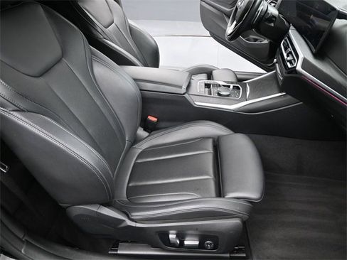 Used 2024 BMW 430i Convertible image 24