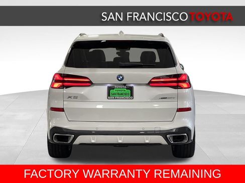 Used 2024 BMW X5 xDrive50e w/ M Sport Package AWD/4WD image 4