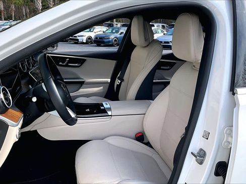 Used 2024 Mercedes-Benz C 300 4MATIC Sedan image 17