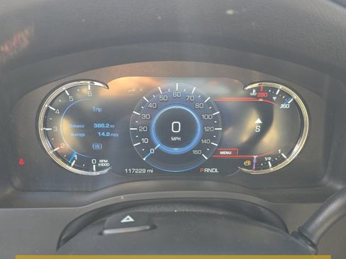 Used 2018 Cadillac Escalade Premium Luxury image 12