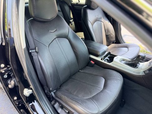 Used 2013 Cadillac CTS Luxury RWD image 12
